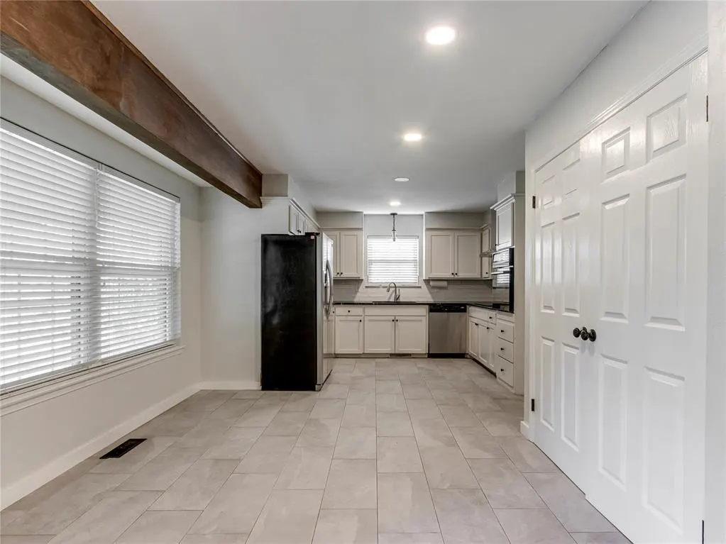 Photo 13 — 3120 NW 61st Place, Oklahoma City, OK 73112