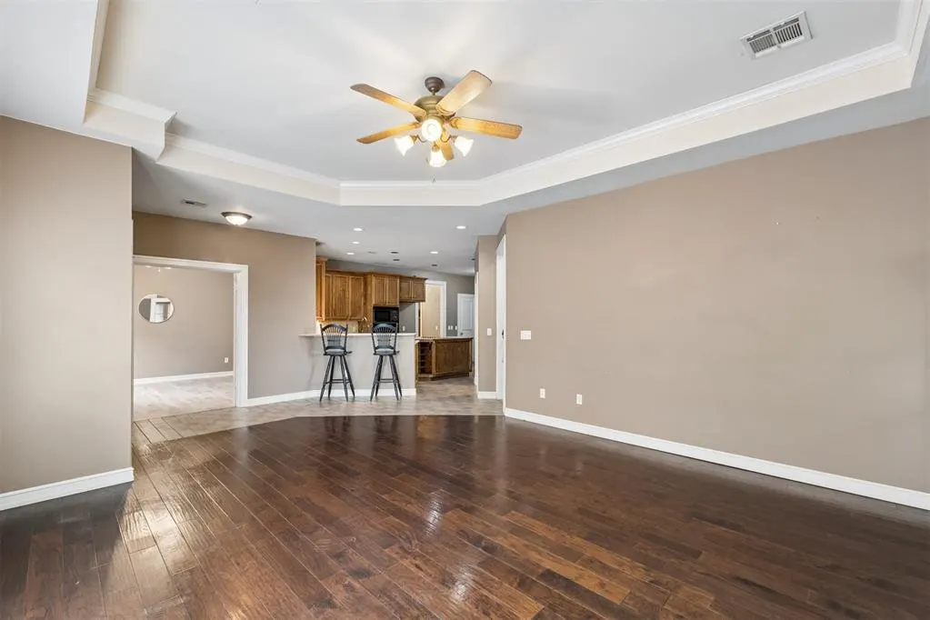 Photo 9 — 1633 Laurel Place, Edmond, OK 73003