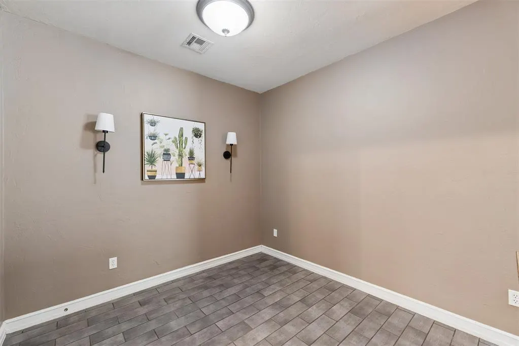 Photo 18 — 1633 Laurel Place, Edmond, OK 73003