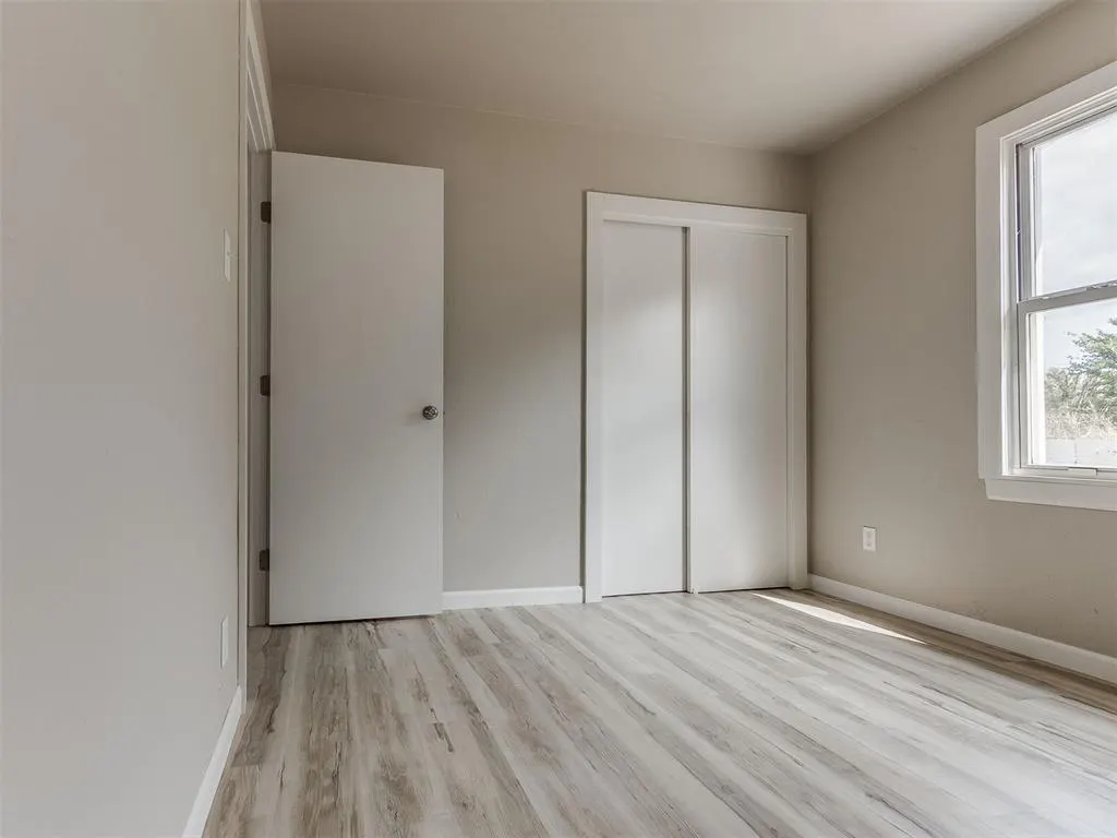 Photo 9 — 1116 Hickory Lane, Oklahoma City, OK 73110
