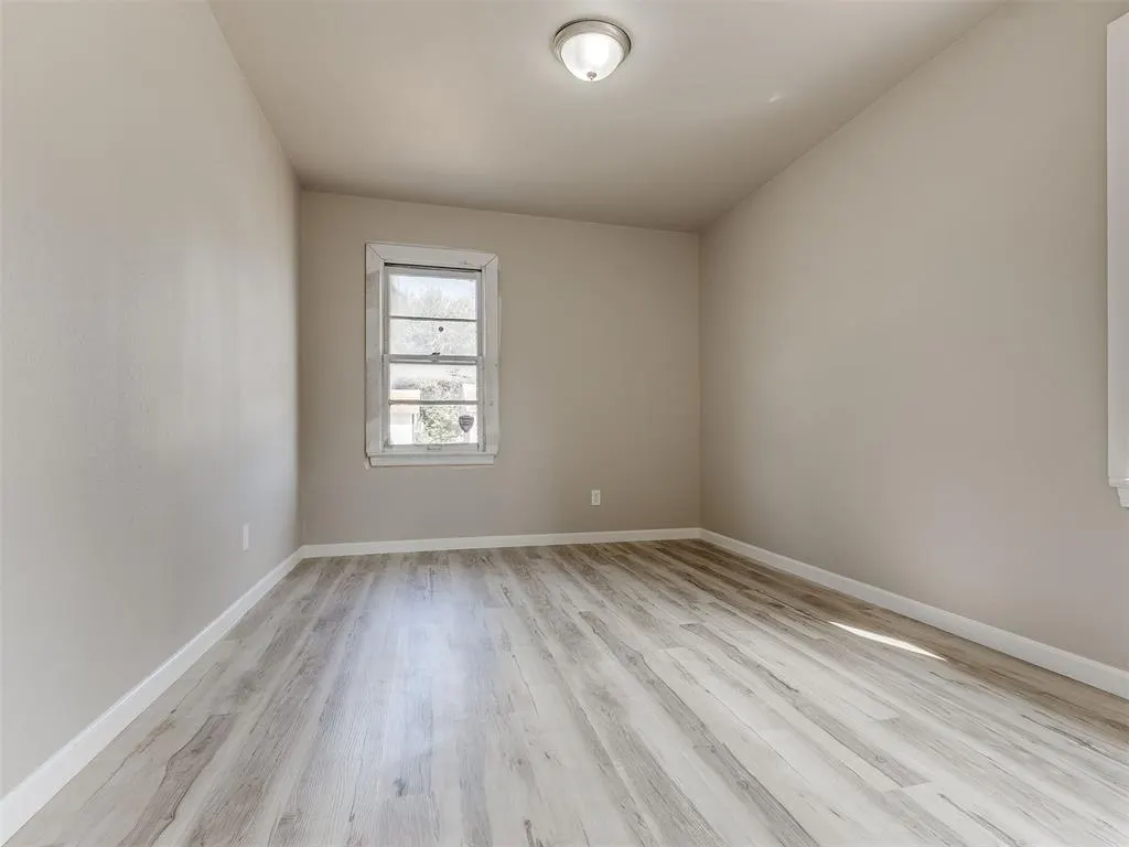Photo 10 — 1116 Hickory Lane, Oklahoma City, OK 73110