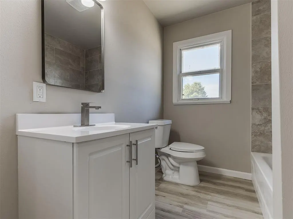 Photo 13 — 1116 Hickory Lane, Oklahoma City, OK 73110