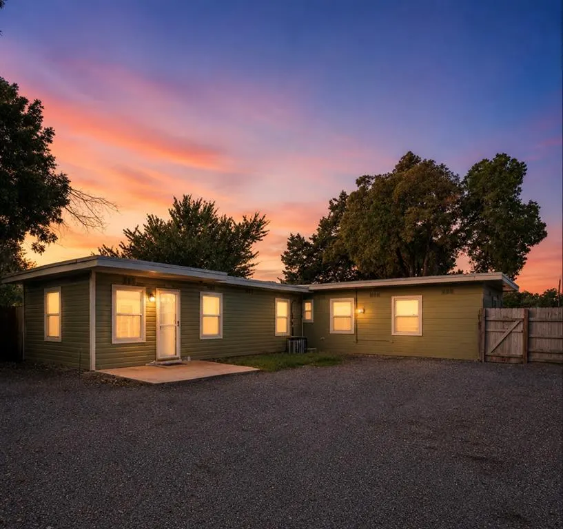Front exterior — 4106 S Shields Boulevard, Oklahoma City, OK 73129