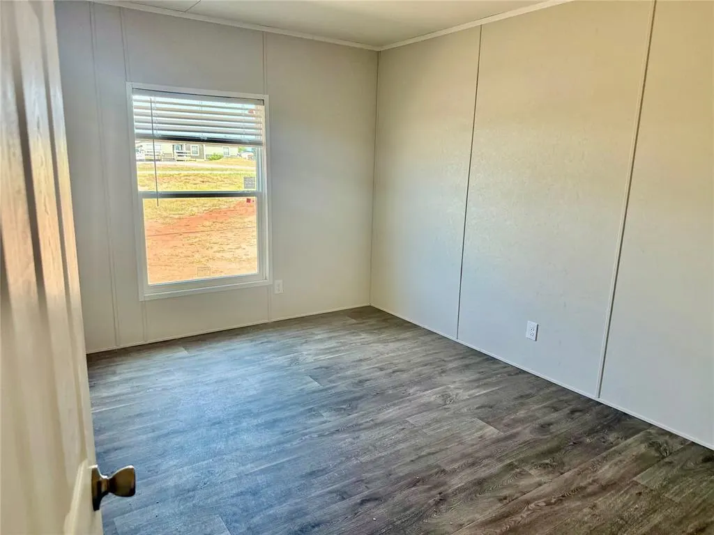 Photo 4 — 8782 Rebekah Road, Yukon, OK 73099