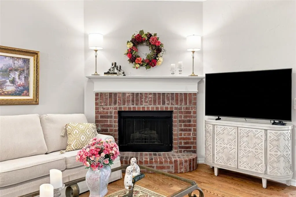 Photo 13 — 17308 Serrano Drive, Oklahoma City, OK 73170