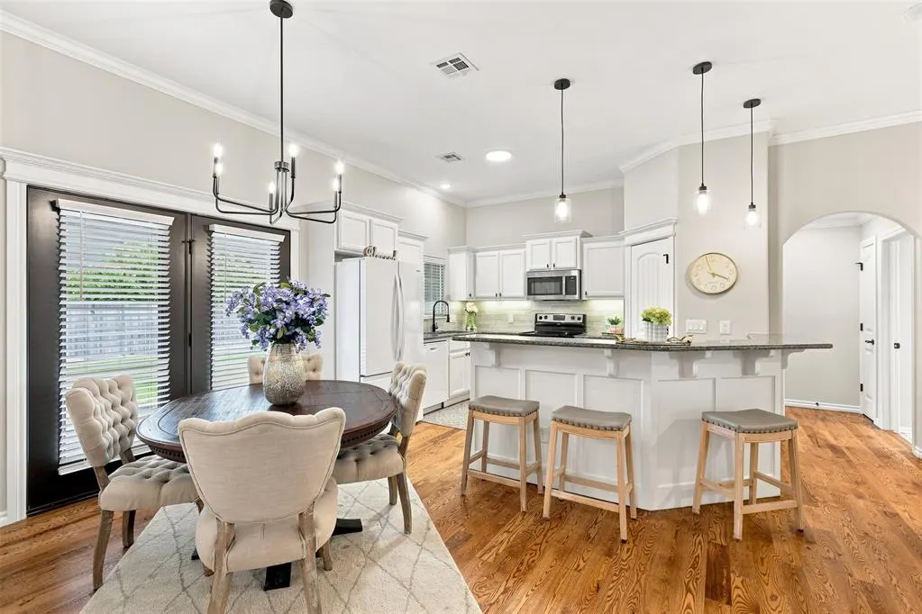 Photo 14 — 17308 Serrano Drive, Oklahoma City, OK 73170