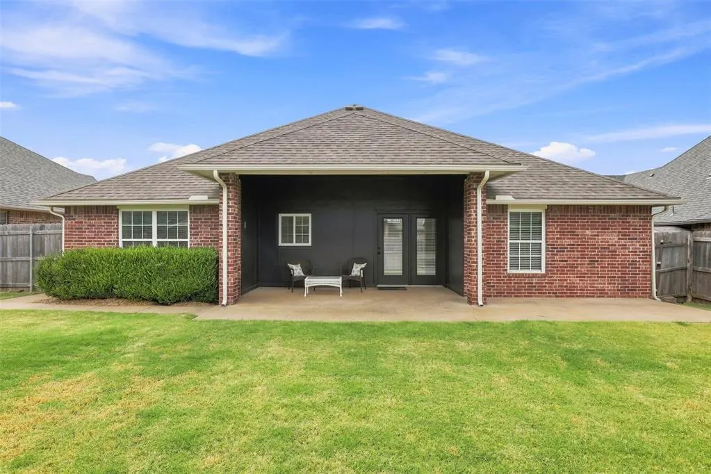 Photo 34 — 17308 Serrano Drive, Oklahoma City, OK 73170