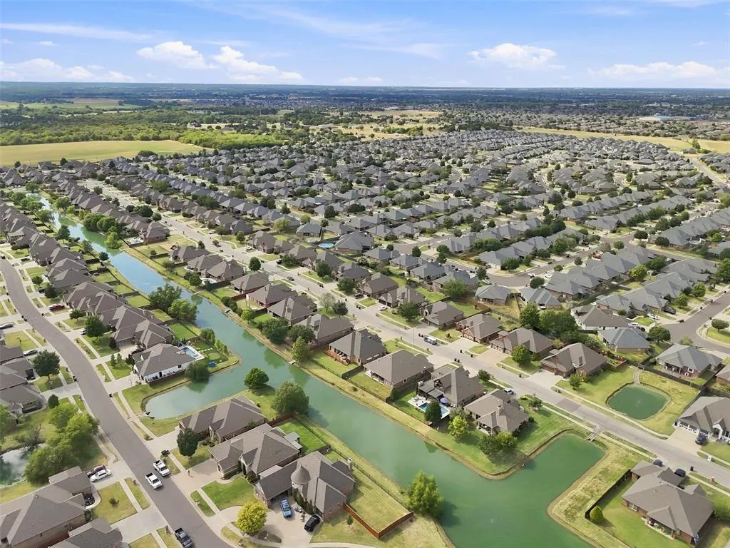 Photo 40 — 17308 Serrano Drive, Oklahoma City, OK 73170