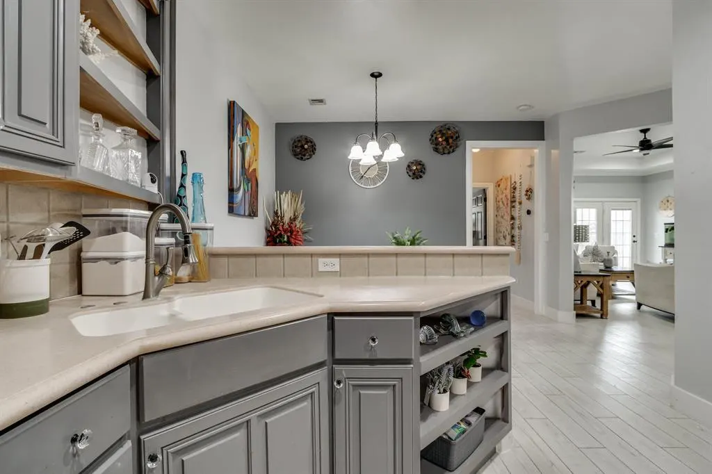 Photo 13 — 1601 Laurel Place, Edmond, OK 73003
