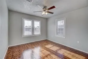 Photo 4 — 537 SW 45th Street, Oklahoma City, OK 73109