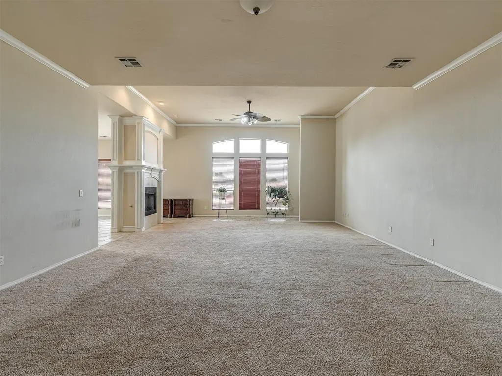 Photo 5 — 2365 Elm Tree Lane, Blanchard, OK 73010