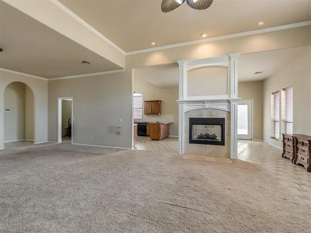Photo 7 — 2365 Elm Tree Lane, Blanchard, OK 73010