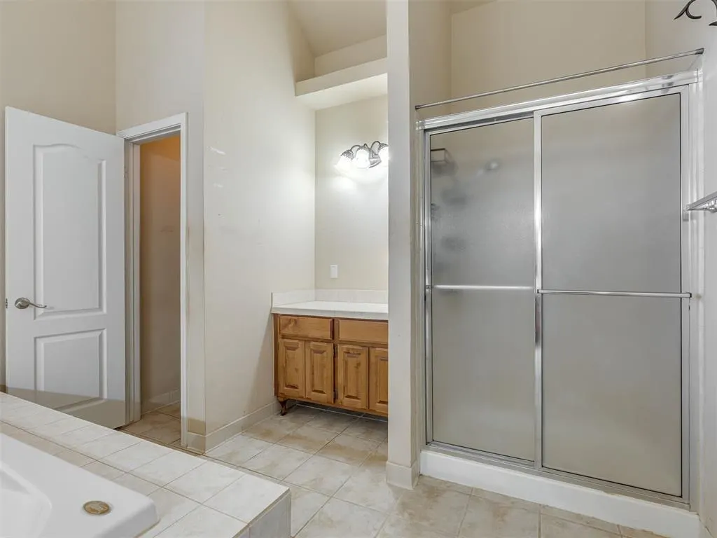 Photo 19 — 2365 Elm Tree Lane, Blanchard, OK 73010