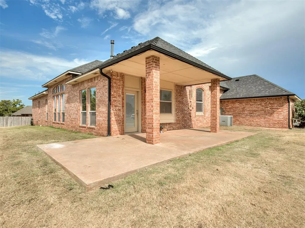 Photo 30 — 2365 Elm Tree Lane, Blanchard, OK 73010