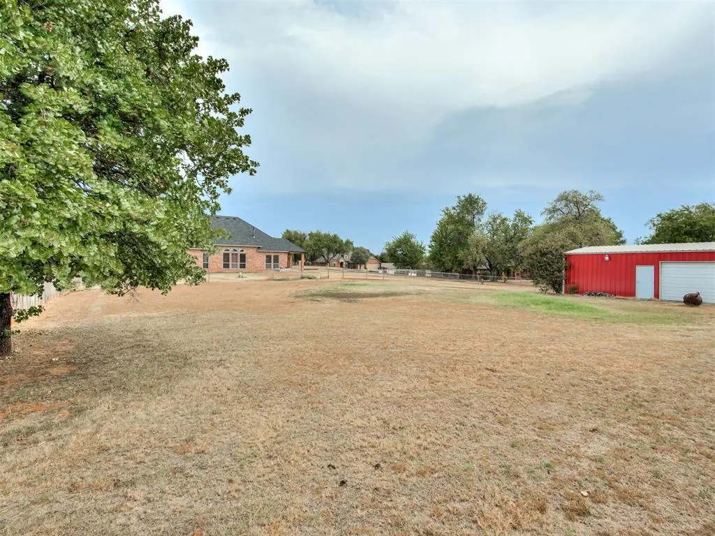 Photo 34 — 2365 Elm Tree Lane, Blanchard, OK 73010