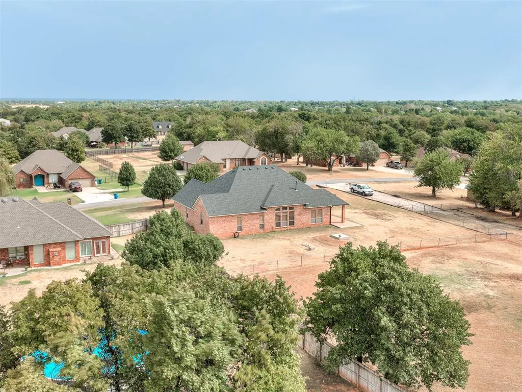 Photo 38 — 2365 Elm Tree Lane, Blanchard, OK 73010