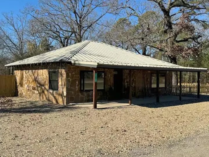 Photo 2 — 20799 N Us Highway 259, Broken Bow, OK 74728
