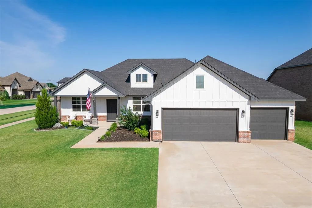 Front exterior — 1514 Pineridge Circle, Piedmont, OK 73078