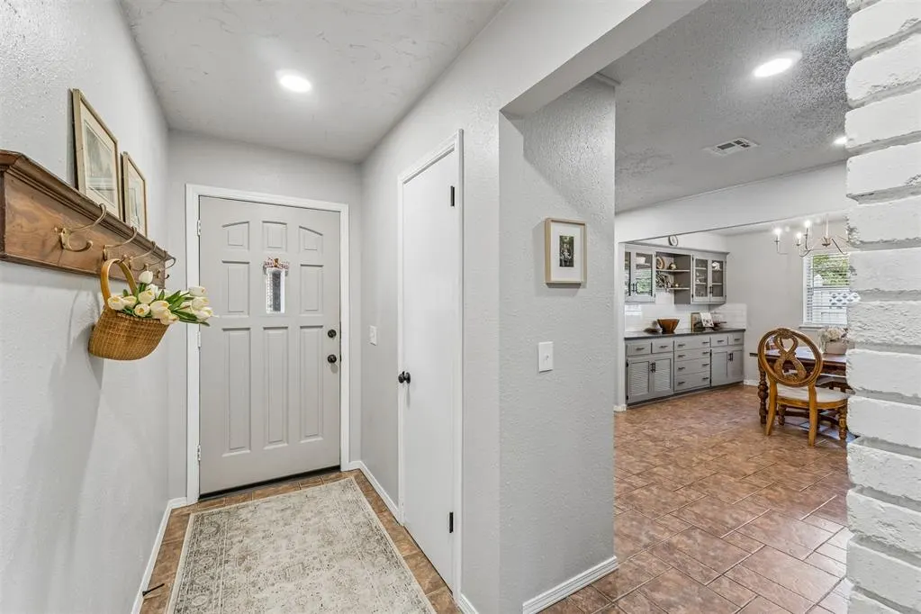 Photo 4 — 3604 N Ann Arbor Place, Oklahoma City, OK 73122