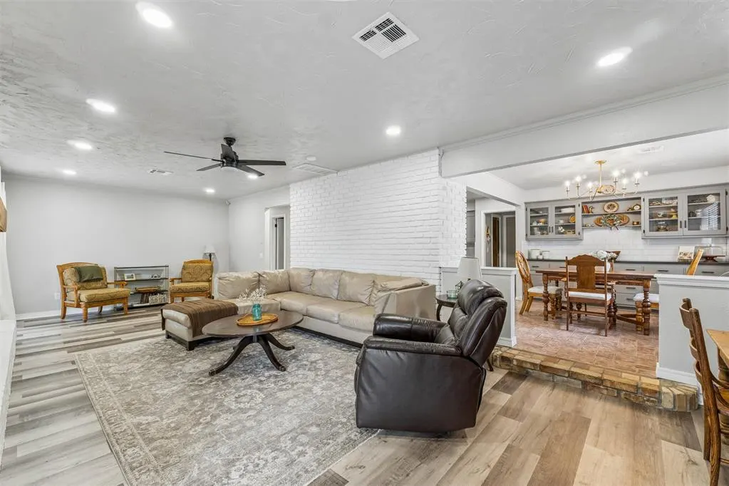 Photo 14 — 3604 N Ann Arbor Place, Oklahoma City, OK 73122