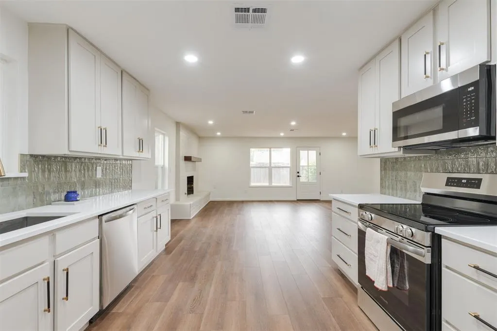 Photo 15 — 2733 Manchester Drive, The Village, OK 73120