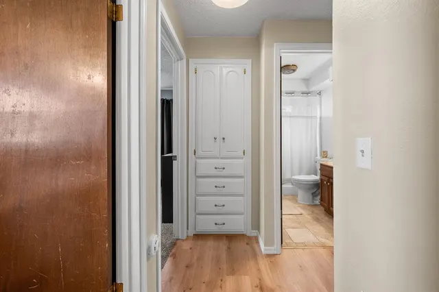 Photo 7 — 625 SW 9th Street, Moore, OK 73160