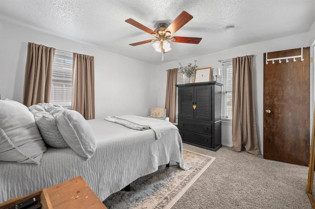 Photo 12 — 625 SW 9th Street, Moore, OK 73160