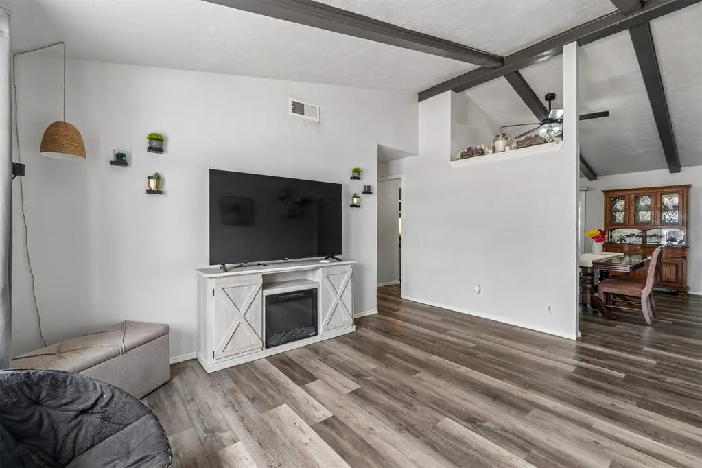Photo 2 — 3024 Neighbors Lane, Oklahoma City, OK 73115
