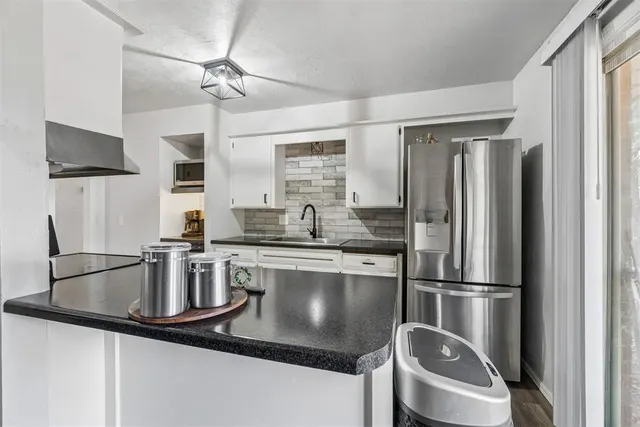 Photo 7 — 3024 Neighbors Lane, Oklahoma City, OK 73115