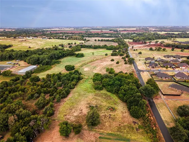 Photo 2 — 0001 SW Hwy 77/Prairie Grove Highway, Guthrie, OK 73044