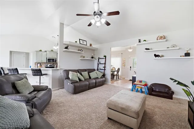 Photo 5 — 1804 Cougar Circle, Altus, OK 73521