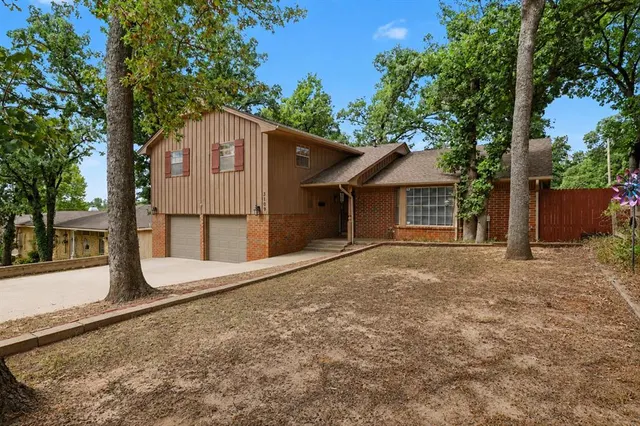 Photo 2 — 3109 N Timber Avenue, Bethany, OK 73008