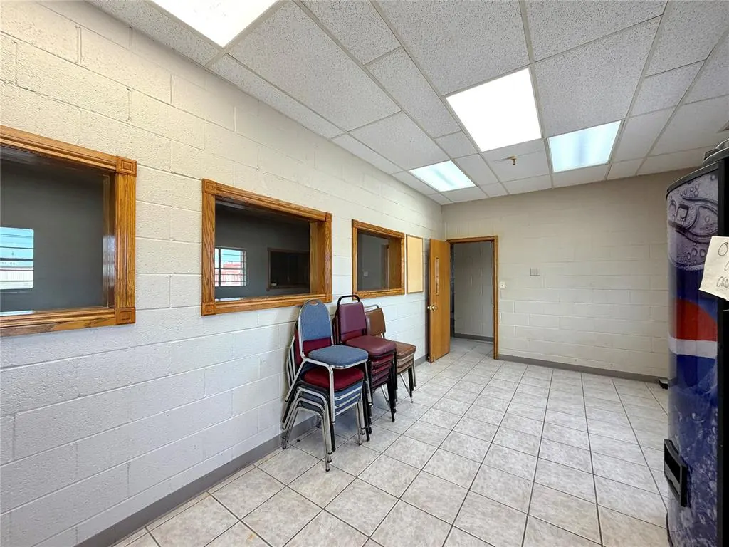Photo 15 — 301 S 2nd Street, Chickasha, OK 73018