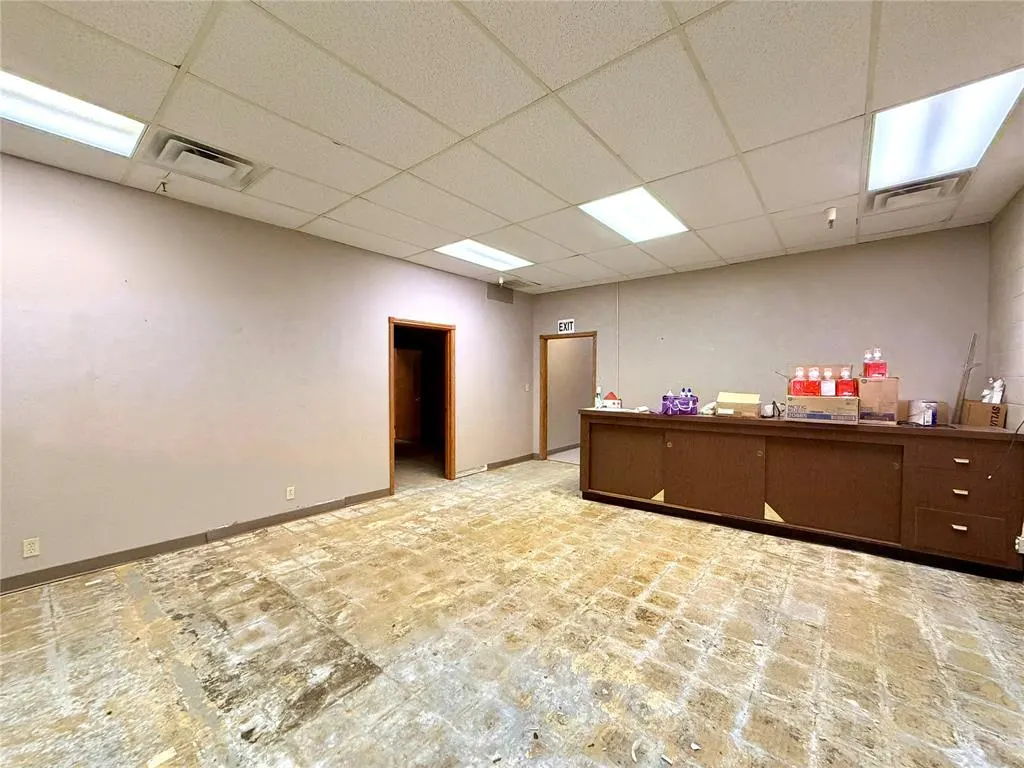 Photo 29 — 301 S 2nd Street, Chickasha, OK 73018