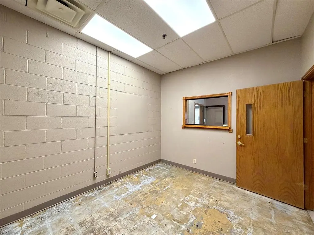 Photo 35 — 301 S 2nd Street, Chickasha, OK 73018