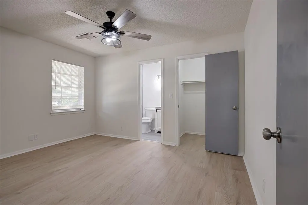 Photo 12 — 612 W Perry Drive, Mustang, OK 73064