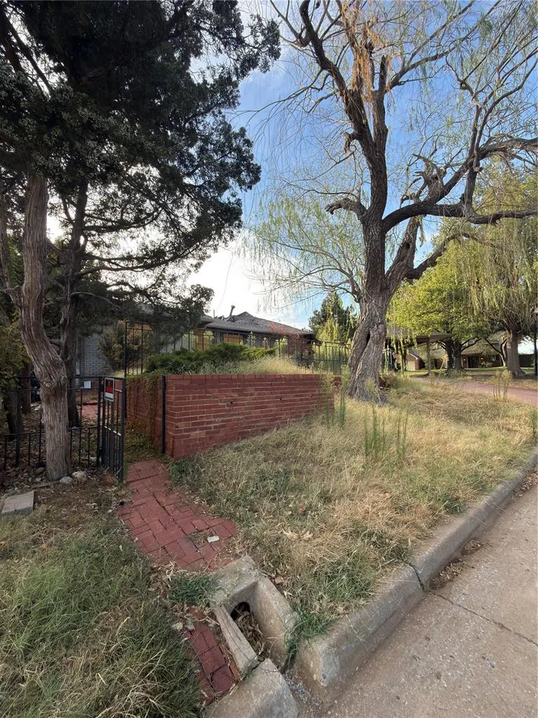 Photo 5 — 6219 Riviera Drive, Oklahoma City, OK 73112