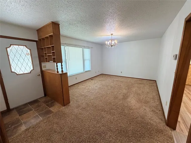 Photo 6 — 406 N Armor Avenue, Canton, OK 73724