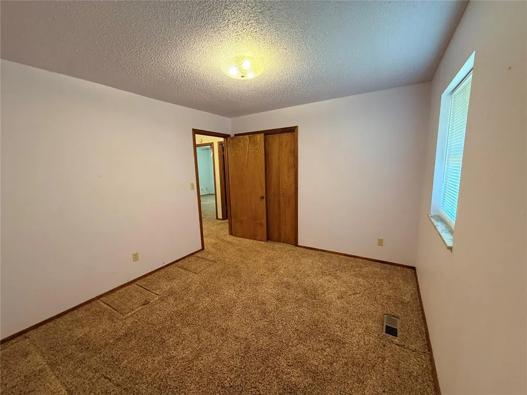 Photo 21 — 406 N Armor Avenue, Canton, OK 73724