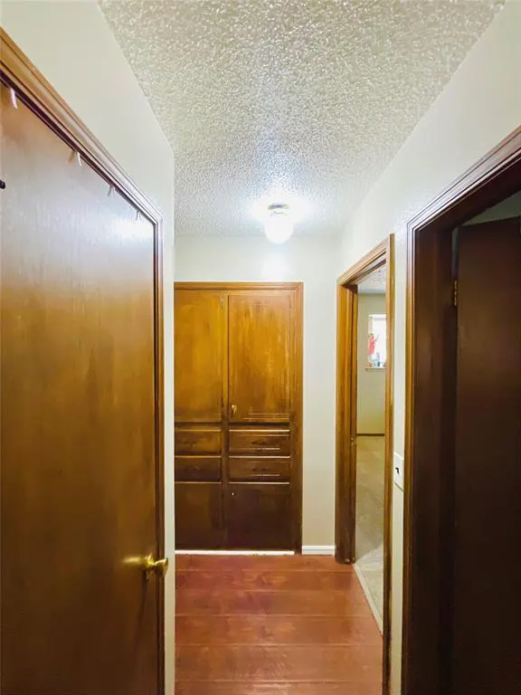 Photo 11 — 2216 N Mueller Avenue, Bethany, OK 73008