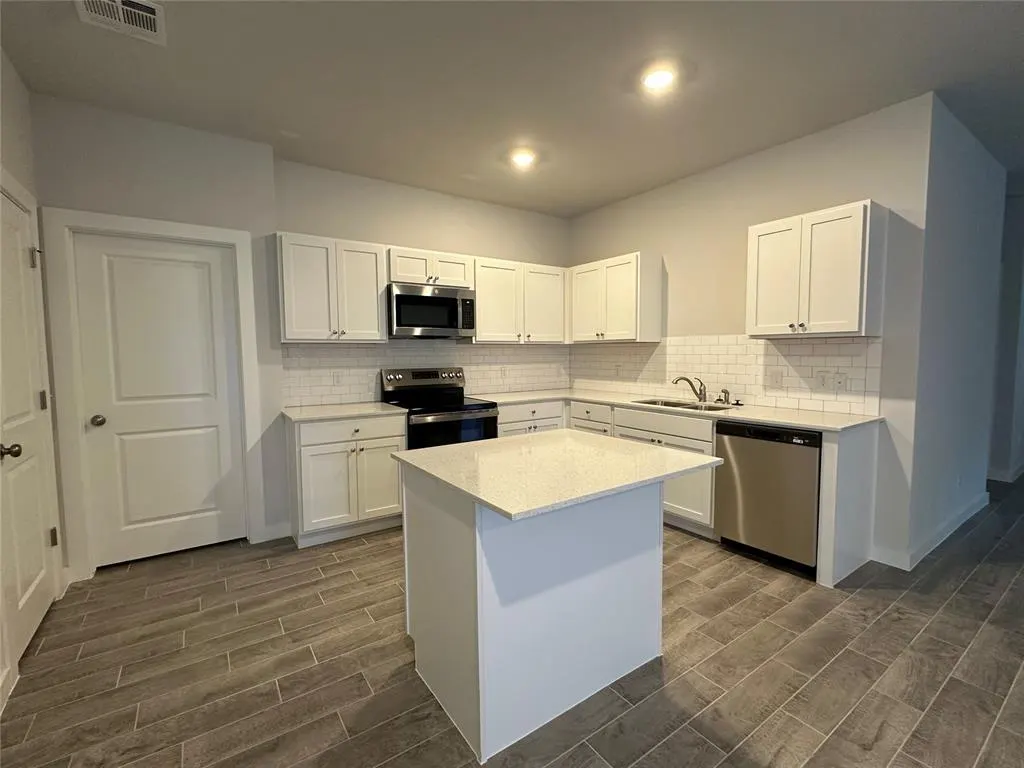 Photo 4 — 17190 Lantana Loop, Newalla, OK 74857
