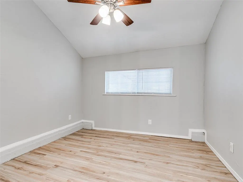 Photo 24 — 1106 Jet Drive, Midwest City, OK 73110