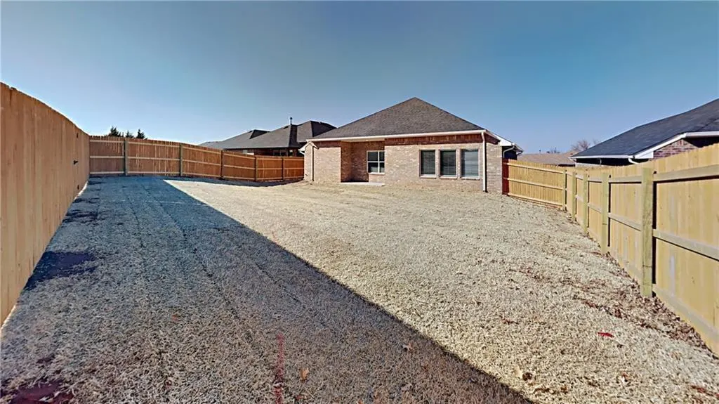 Photo 21 — 489 Hardesty Drive, Shawnee, OK 74804