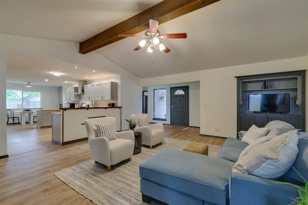 Photo 7 — 2600 N Valley Brook Drive, Edmond, OK 73034