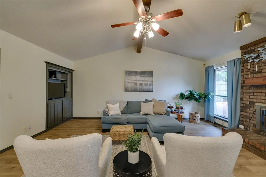 Photo 9 — 2600 N Valley Brook Drive, Edmond, OK 73034