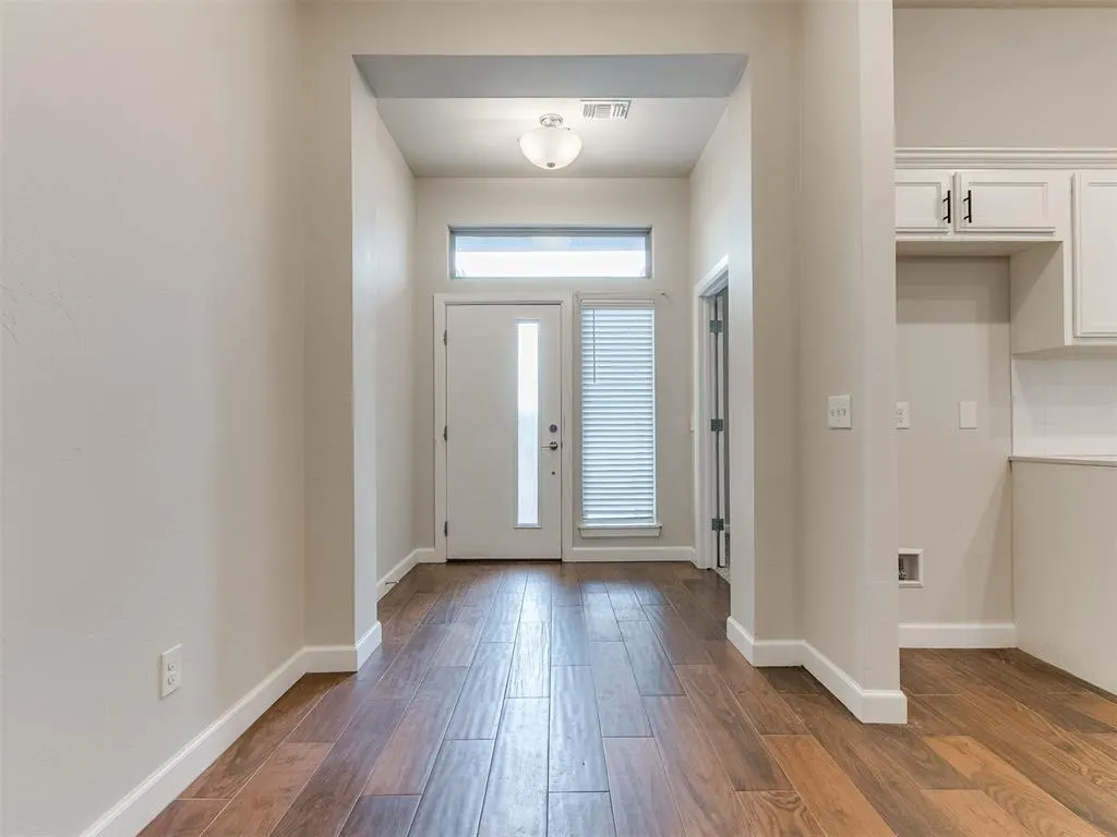 Photo 3 — 10317 NW 34th Terrace, Yukon, OK 73099