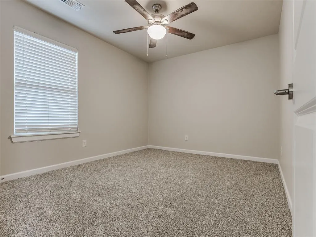 Photo 19 — 10317 NW 34th Terrace, Yukon, OK 73099
