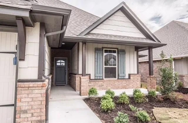 Photo 3 — 5504 Shiloh Drive, Oklahoma City, OK 73179