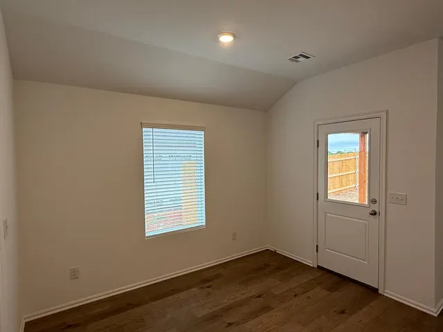 Photo 7 — 644 SW 11th Street, Newcastle, OK 73065