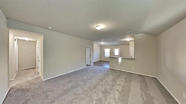 Photo 4 — 4332 Siena Ridge Boulevard, Oklahoma City, OK 73179